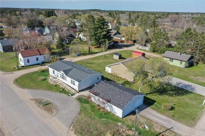 /international/us/18-cedar-avenue-se-menahga-mn-110107960949/