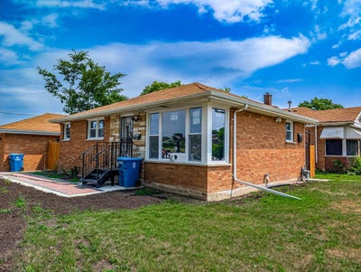 /international/us/401-w-14th-place-chicago-heights-il-110107953645/