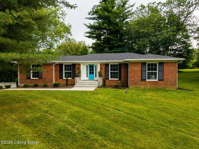 /international/us/2891-benson-pike-shelbyville-ky-110100620235/