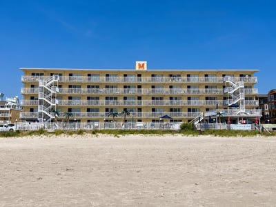 /international/us/427-e-miami-avenue-wildwood-crest-nj-110109693041/