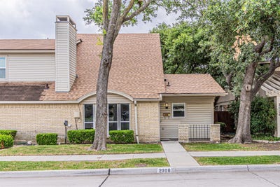 /international/us/2008-clubridge-drive-carrollton-tx-110108176630/