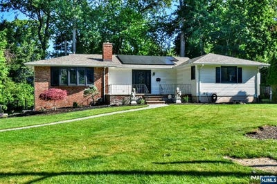 /international/us/43-overlook-court-ramsey-nj-110108640262/