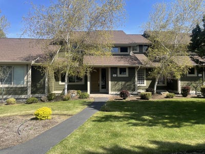 /international/us/608-sage-country-court-redmond-or-110098167779/