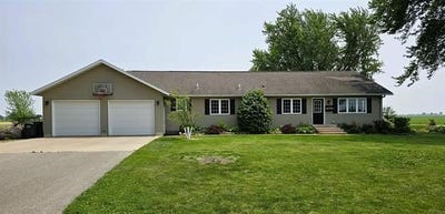 /international/us/1308-south-street-laporte-ia-110106816882/