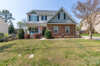 /international/us/19449-smith-circle-cornelius-nc-110106039476/