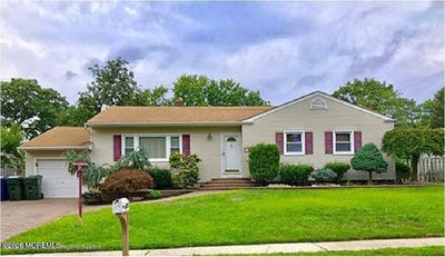 /international/us/505-w-lincoln-avenue-oakhurst-nj-110104547948/