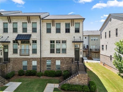 /international/us/596-alexander-hills-decatur-ga-110100996276/