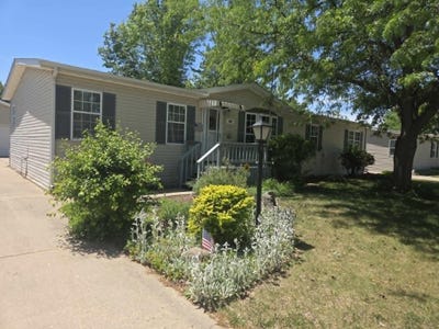 /international/us/5383-heartwood-lane-roscoe-il-110108547519/