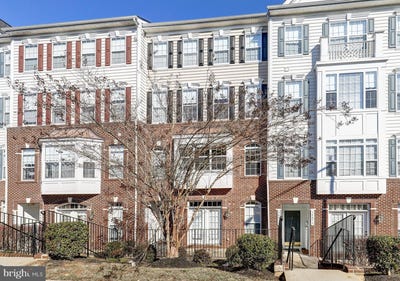 /international/us/14873-cloverdale-road-woodbridge-va-110108179915/