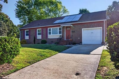 /international/us/8-julia-terrace-newport-news-va-110120067476/
