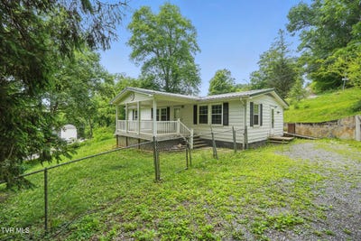 /international/us/271-anderson-street-pennington-gap-va-110100325963/