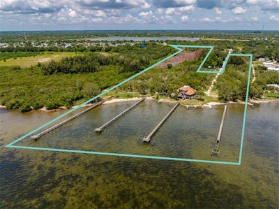 /international/us/10500-us-1-highway-sebastian-fl-110101047614/