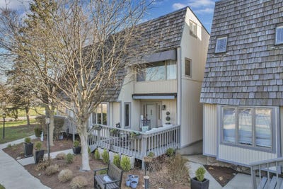 /international/us/4945-walnut-road-buckeye-lake-oh-110098298434/