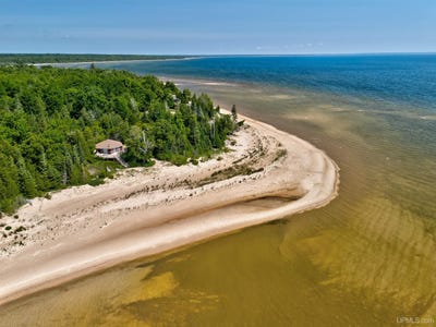 /international/us/2694-s-wiggins-point-manistique-mi-110100834189/?lang=zh-tw