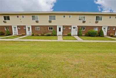 /international/us/881-albany-post-road-new-paltz-ny-110108342306/