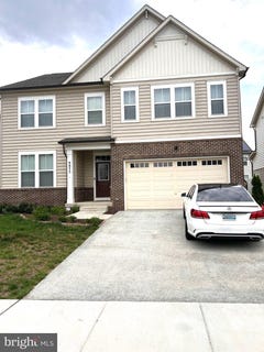 /international/us/9875-selkie-lane-waldorf-md-110107585692/