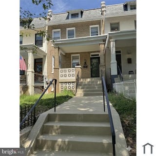 /international/us/303-webster-street-nw-washington-dc-110108542240/