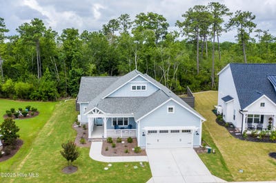 /international/us/15-streambed-way-hampstead-nc-110101431933/
