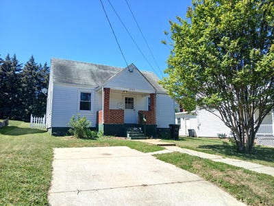 /international/us/225-bell-street-lynchburg-va-110106316340/