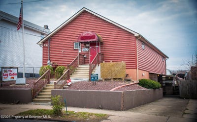 /international/us/79-blackman-street-wilkes-barre-pa-110098379963/