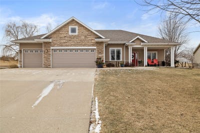 /international/us/2713-georgetown-avenue-norwalk-ia-110105277887/