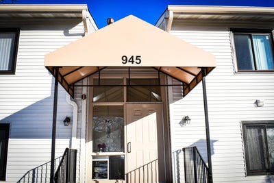/international/us/945-commonwealth-court-vernon-hills-il-110106786605/