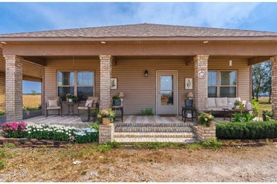 /international/us/1069-county-road-973-lake-city-ar-110106093833/