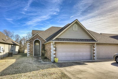 /international/us/2206-benjamin-drive-carthage-mo-110107911593/