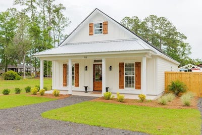 /international/us/218-baxley-drive-lake-park-ga-110108444009/