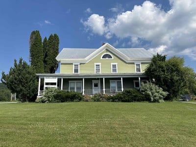 /international/us/6-fairfield-hill-road-st-albans-town-vt-110096608341/