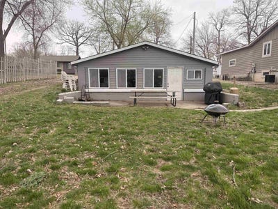 /international/us/136-rohr-street-arnolds-park-ia-110107501576/
