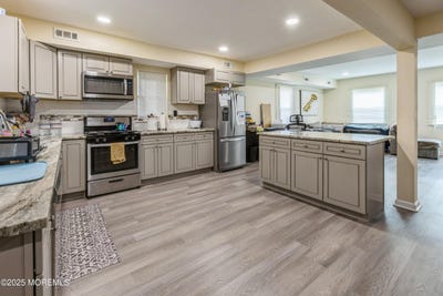 /international/us/1603-berkeley-avenue-beachwood-nj-110099267088/?lang=en
