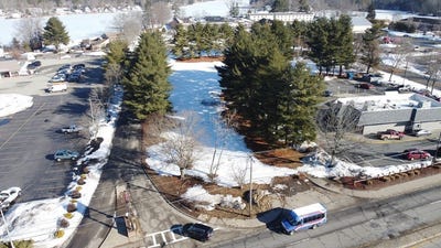 /international/us/368-main-st-sturbridge-ma-110106479103/
