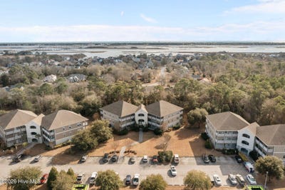 /international/us/200-lighthouse-lane-cedar-point-nc-110104908378/