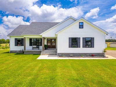 /international/us/4688-lewisburg-road-russellville-ky-110100620759/