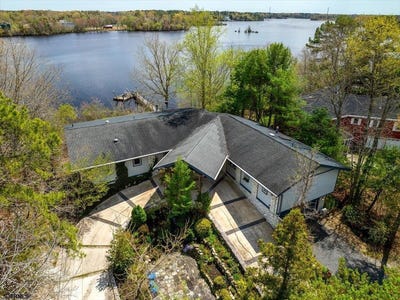 /international/us/1115-riverside-dr-mays-landing-nj-110108474746/