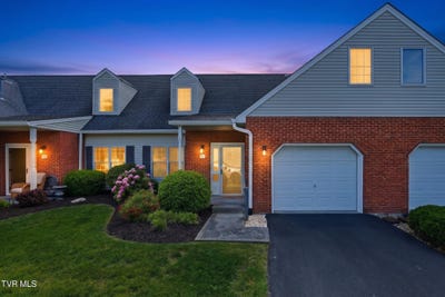 /international/us/1725-w-lakeview-drive-johnson-city-tn-110107823967/