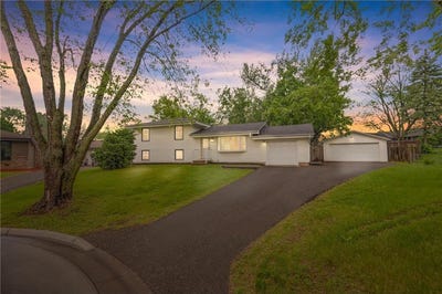 /international/us/2323-emerald-drive-white-bear-lake-mn-110100266479/?lang=zh-tw