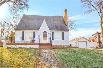 /international/us/238-e-nepessing-street-lapeer-mi-110106275521/