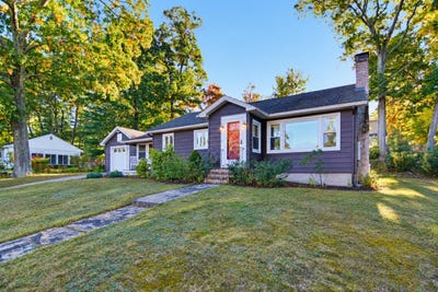 /international/us/453-oak-street-manchester-nh-110120556402/