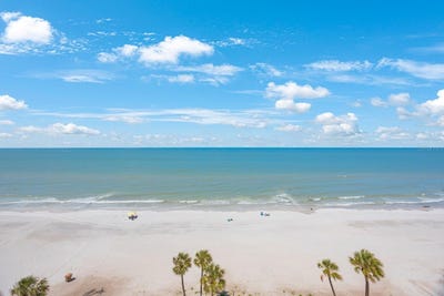 /international/us/14950-gulf-boulevard-madeira-beach-fl-110100567873/