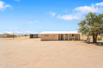 /international/us/8250-n-central-highway-mc-neal-az-110100206098/?lang=en