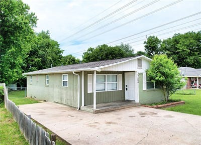 /international/us/1008-sherry-street-springdale-ar-110107857966/