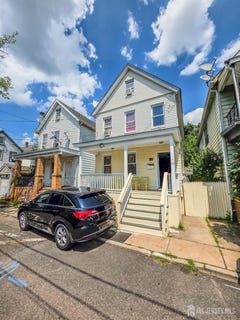 /international/us/10-ball-street-new-brunswick-nj-110119630968/