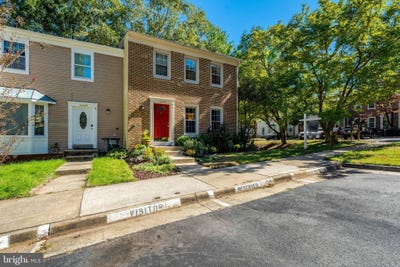 /international/us/10347-pond-spice-terrace-burke-va-110120452714/