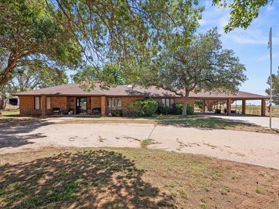 /international/us/2803-thomas-drive-denver-city-tx-110108296961/