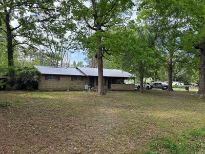/international/us/311-sawyer-drive-north-crossett-ar-110098915096/