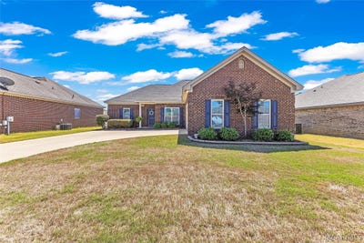 /international/us/385-country-club-drive-wetumpka-al-110107340225/