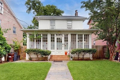 /international/us/43-21-220th-place-bayside-ny-110101004419/?lang=en
