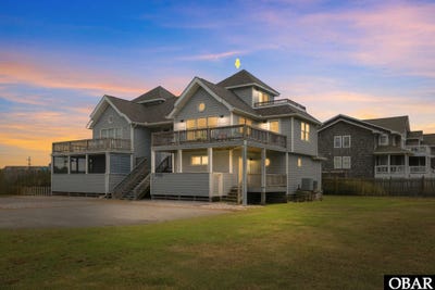 /international/us/3-pelican-watch-way-southern-shores-nc-110120575463/